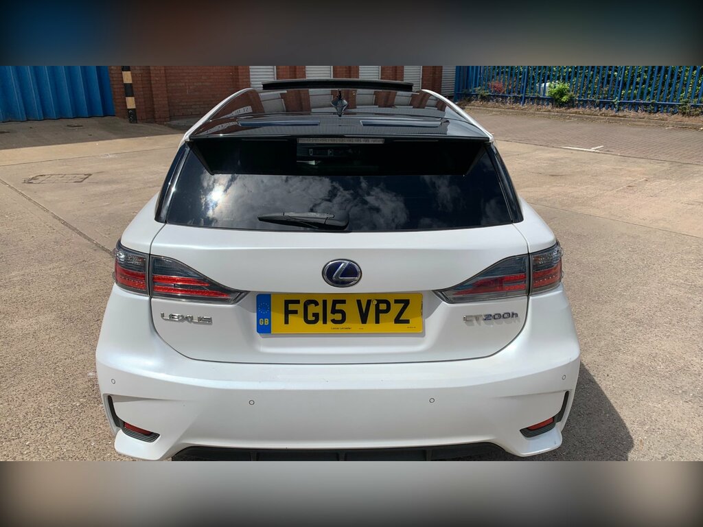 Lexus CT 1.8L Advance Silver #15