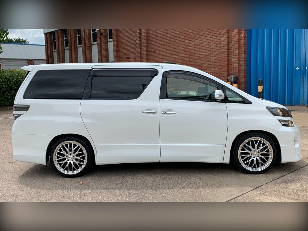 Toyota Vellfire 2.4 201414 7 Seats Mpv Ulez Black #15
