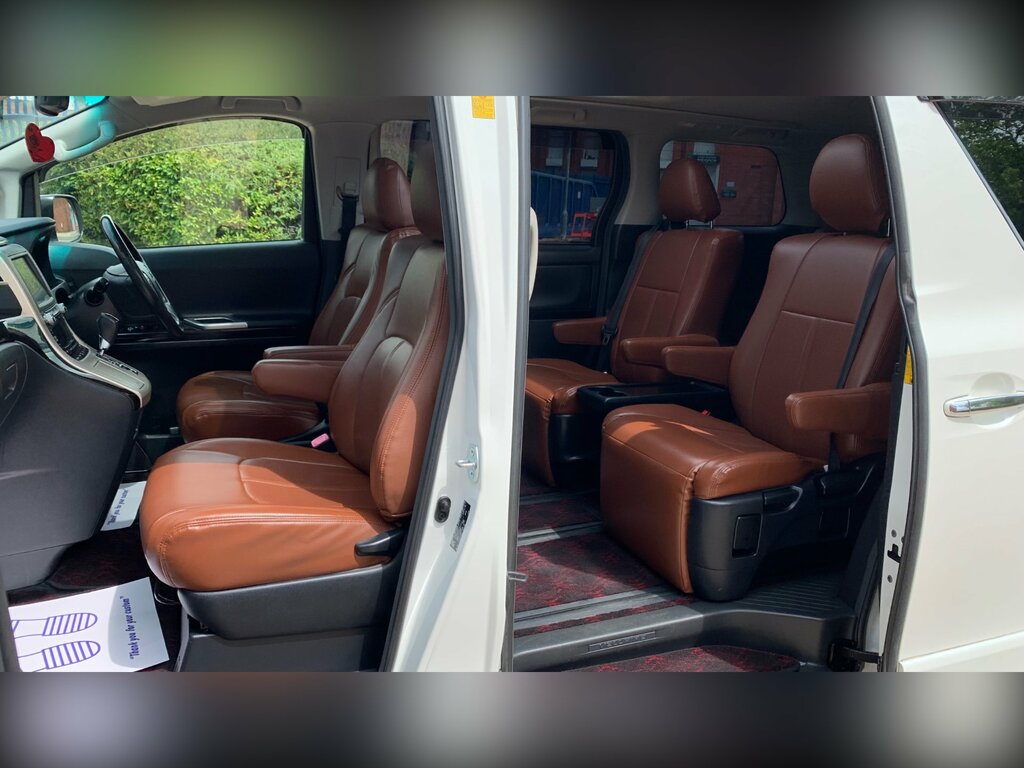 Toyota Vellfire 2.4 201414 7 Seats Mpv Ulez Black #44