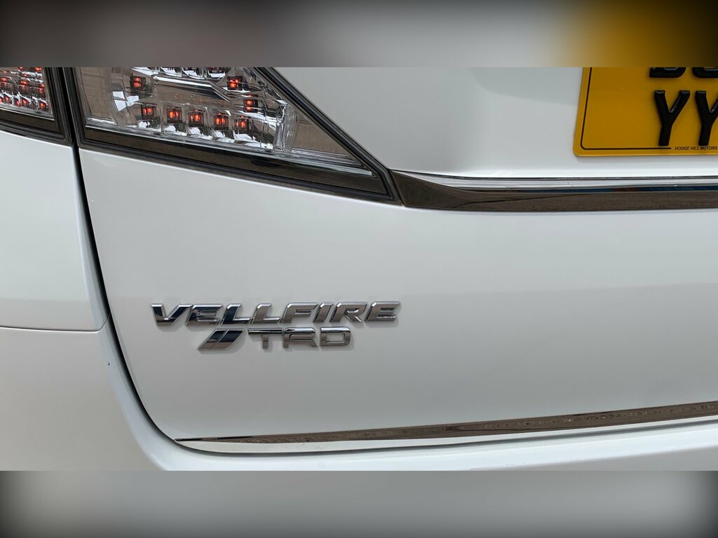 Toyota Vellfire 2.4 201414 7 Seats Mpv Ulez Black #16