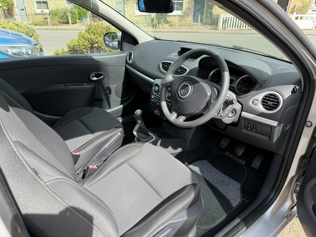 Renault Clio 1.2 Expression One Onwer From New 2012 Silver #6