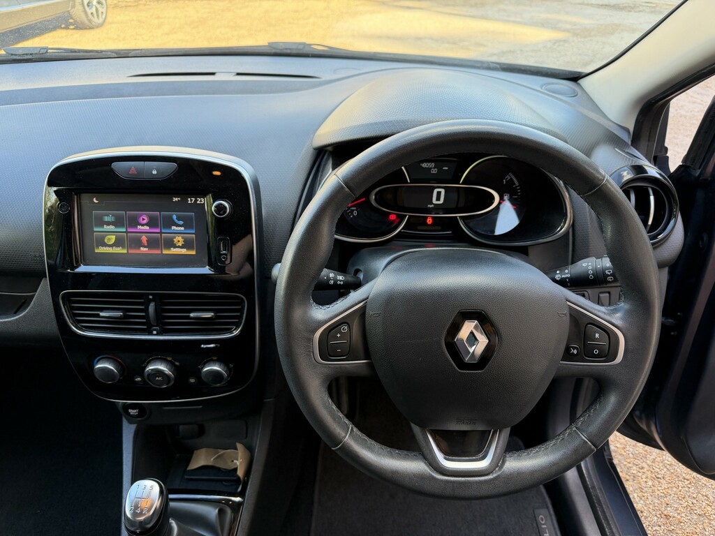 Renault Clio 0.9 Tce 90 Dynamique Nav One Owner Low Mileage Ful YA66MGJ Grey #6