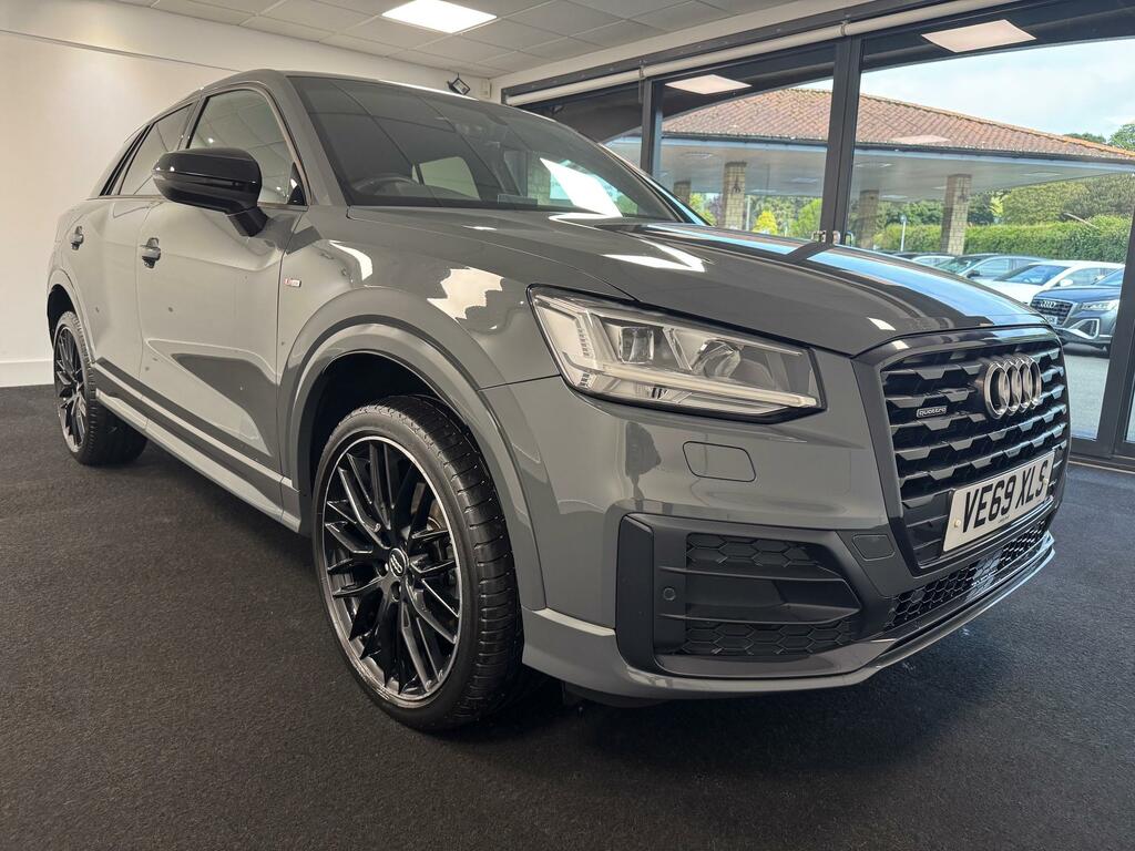 Audi Q2 4X4 2.0 Tfsi 40 Black Edition Suv Pe Grey #3