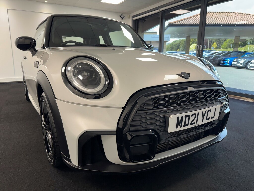 Mini Hatch 1.5 Cooper Sport Hatchback Steptronic E MD21YCJ White #6