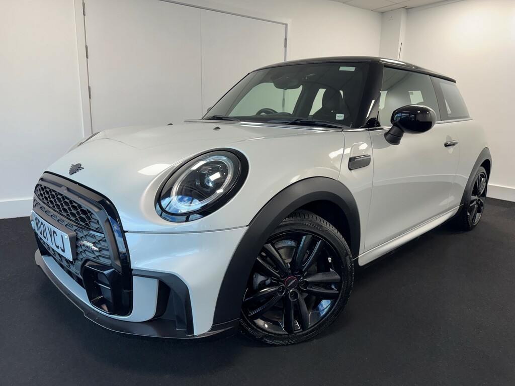 Mini Hatch 1.5 Cooper Sport Hatchback Steptronic E MD21YCJ White