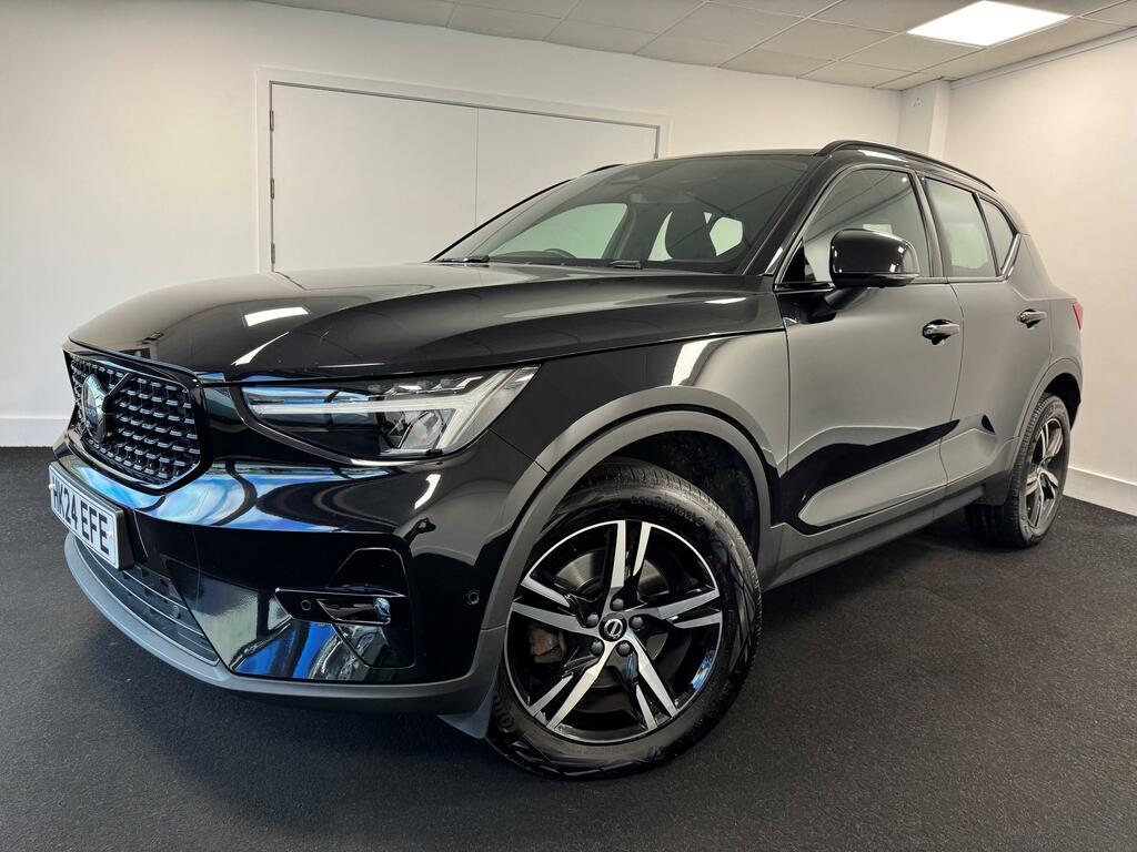 Volvo XC40 2.0 B3 Mhev Plus Dark Suv Hyb Black