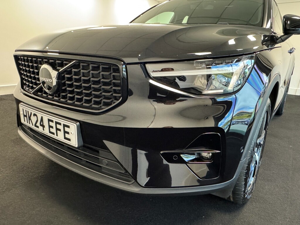 Volvo XC40 2.0 B3 Mhev Plus Dark Suv Hyb Black #6