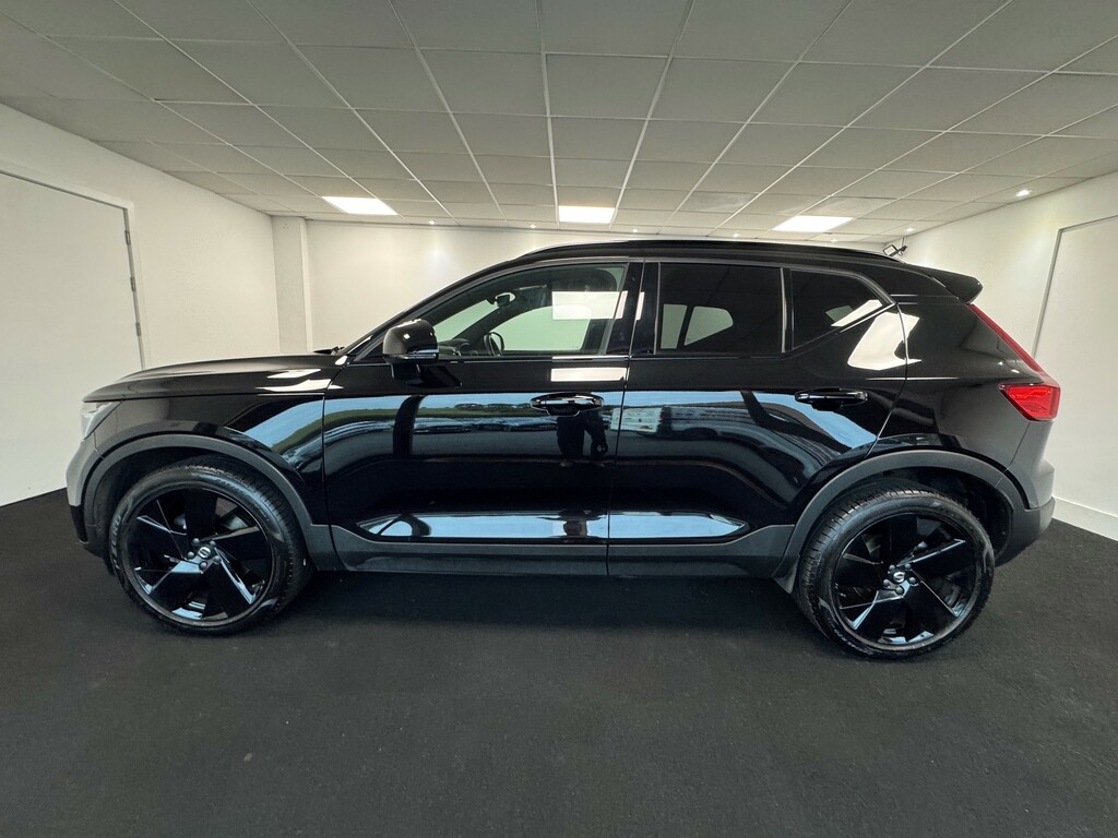 Volvo XC40 2.0 B4 Mhev Plus Black Edition Suv Hybr Black #6