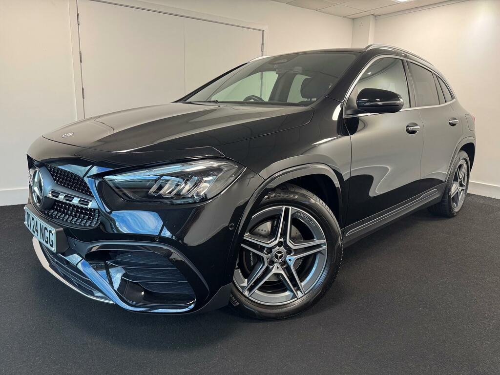 Mercedes-Benz GLA Class 1.3 Gla200h Mhev Amg Line Executive Su Black