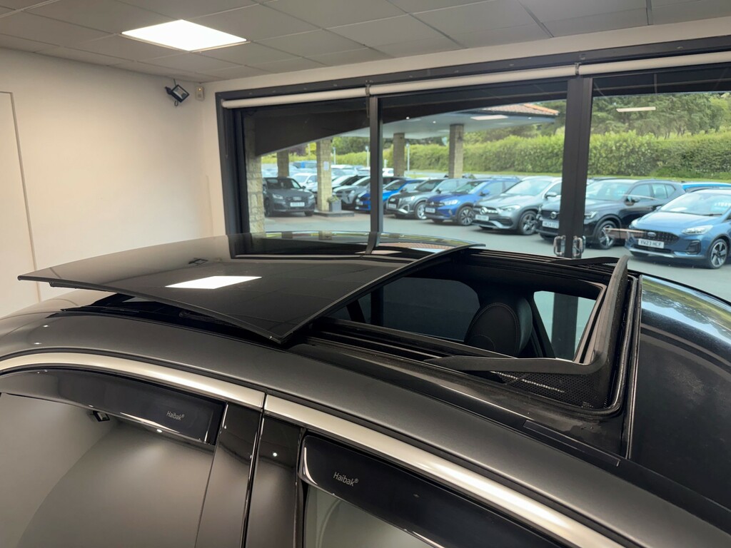 Mercedes-Benz C Class 2.0 C200 Amg Line Premium Plus Saloon Grey #2