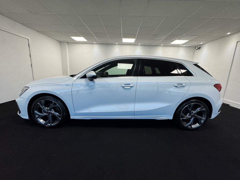 Audi A3 1.0 Tfsi 30 S Line Sportback BT23AZN White #5