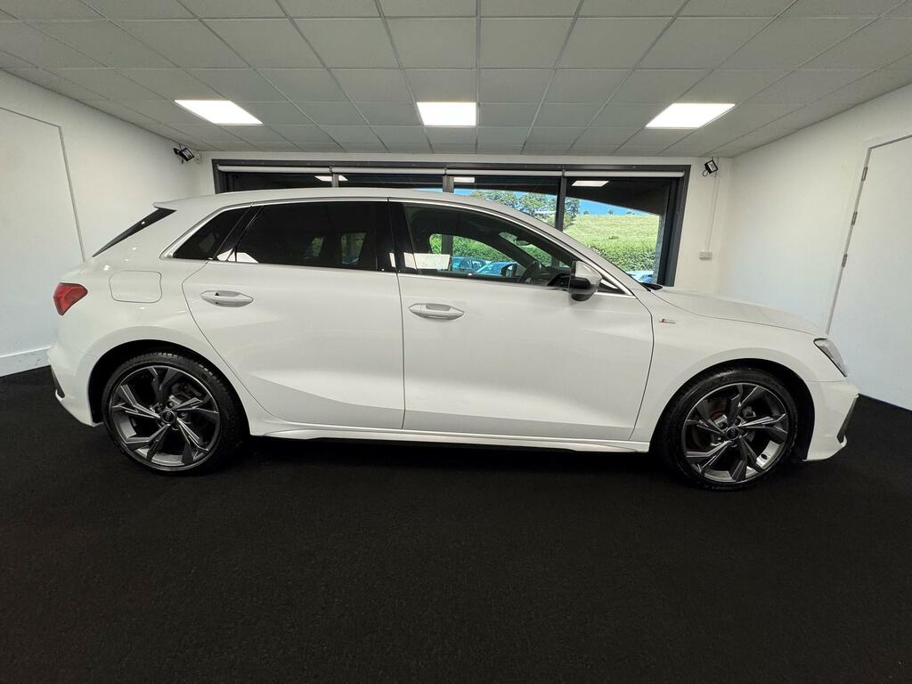 Audi A3 1.0 Tfsi 30 S Line Sportback BT23AZN White #4