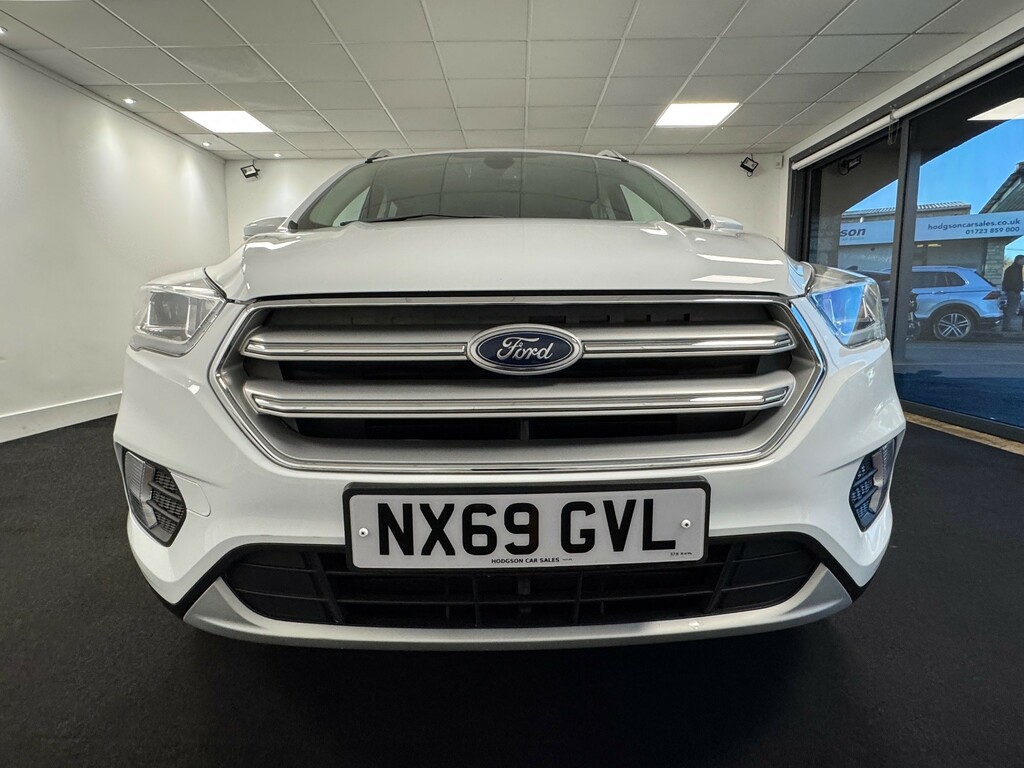 Ford Kuga 2.0 Tdci Ecoblue Titanium Edition Suv D White #2