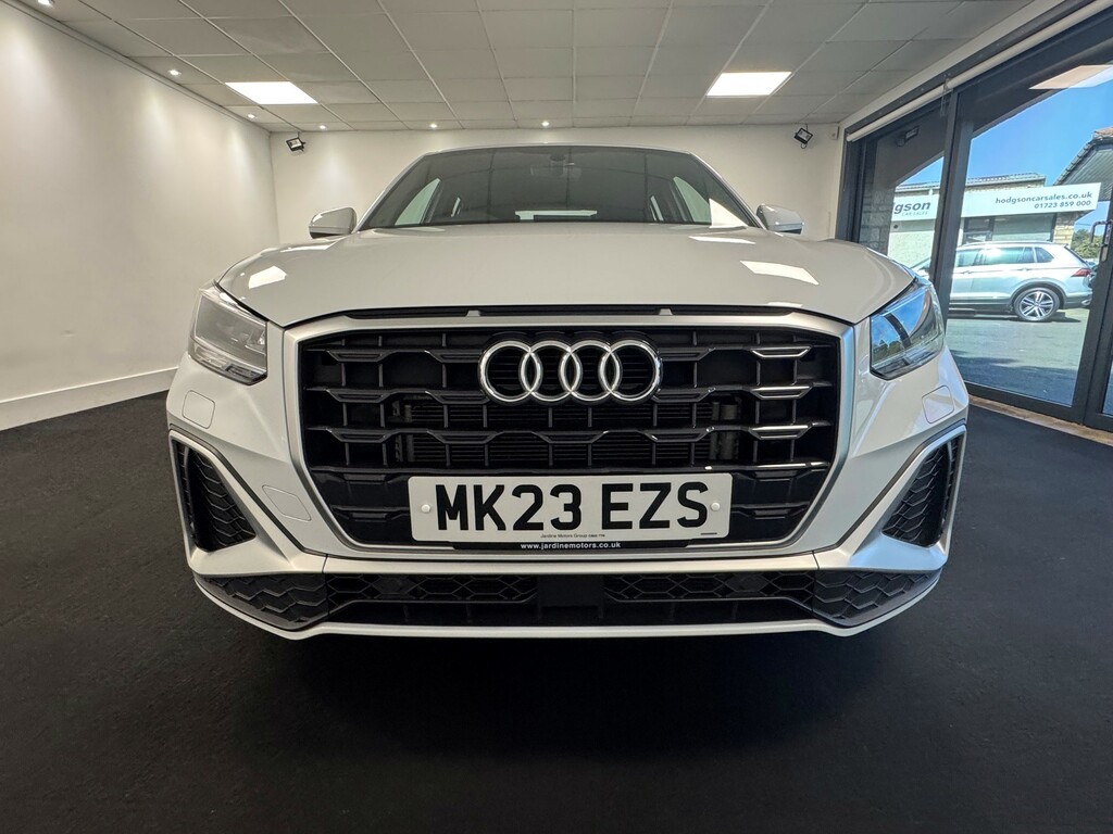 Audi Q2 1.5 Tfsi Cod 35 S Line Suv S MK23EZS White #2