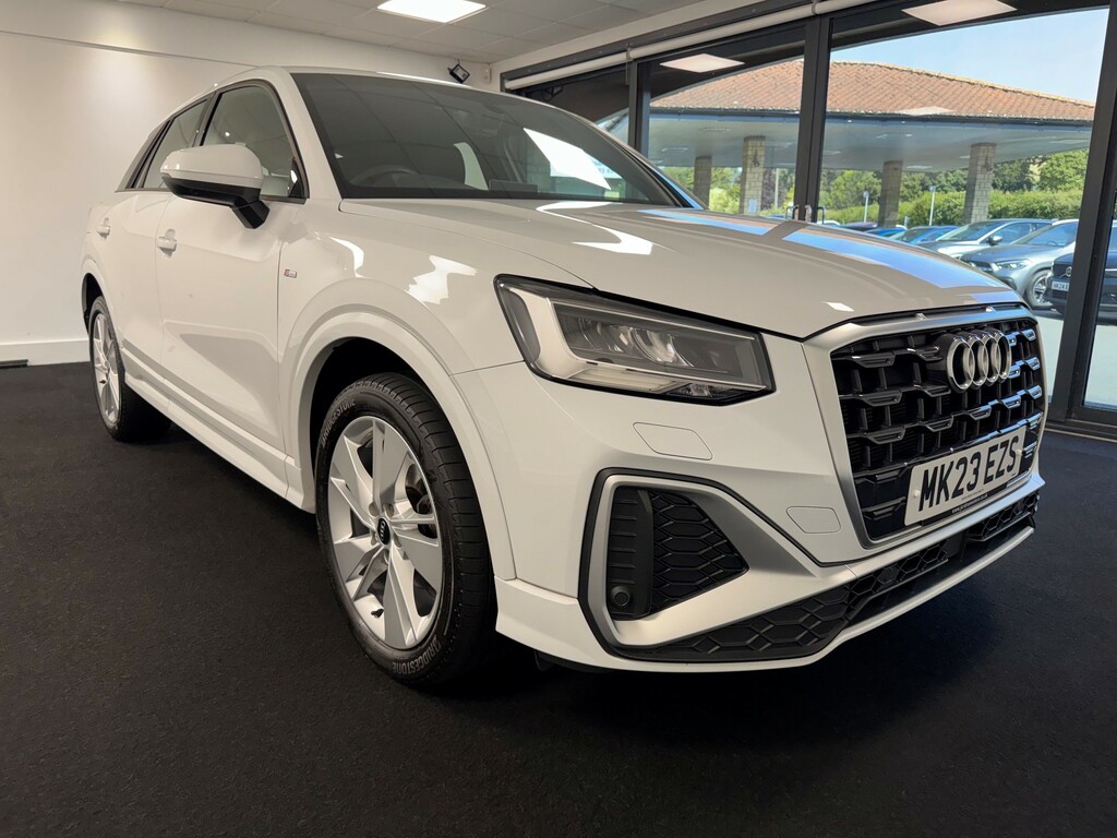 Audi Q2 1.5 Tfsi Cod 35 S Line Suv S MK23EZS White #3