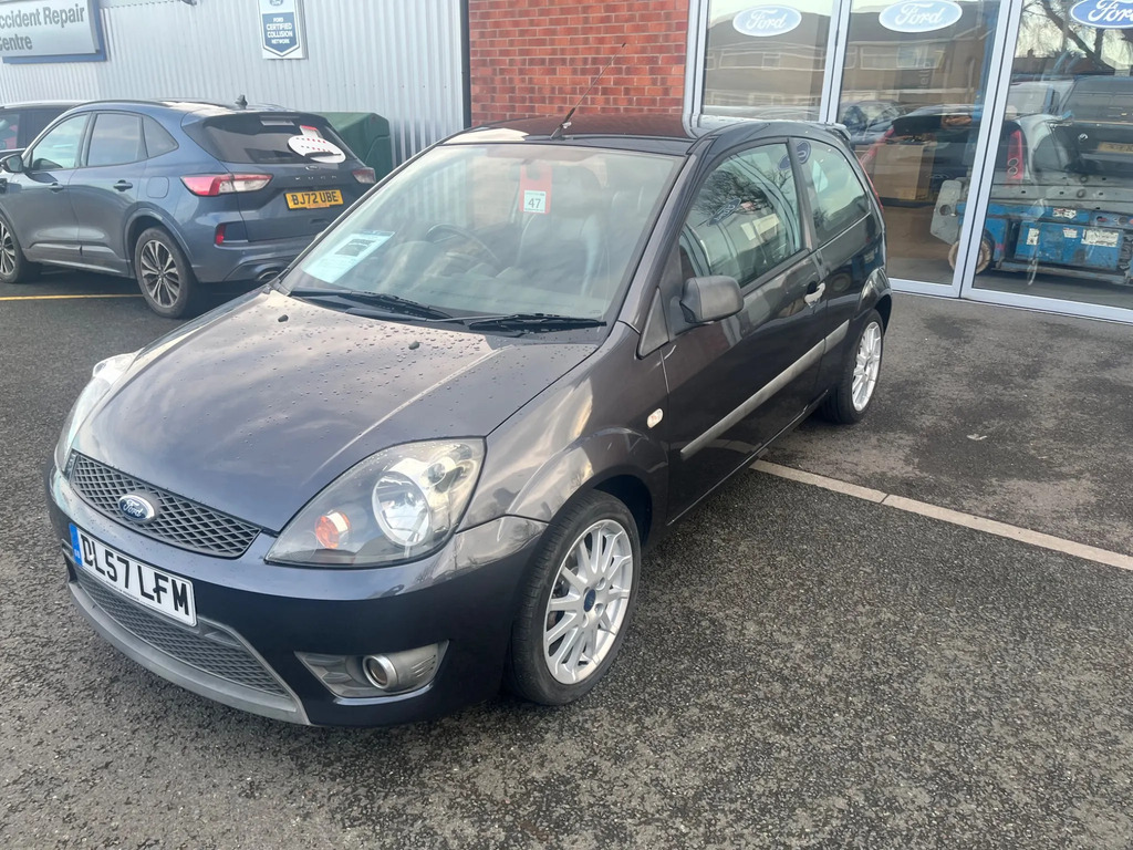 Ford Fiesta 1.6 Zetec S 116 Gkm, 99 Bhp #3