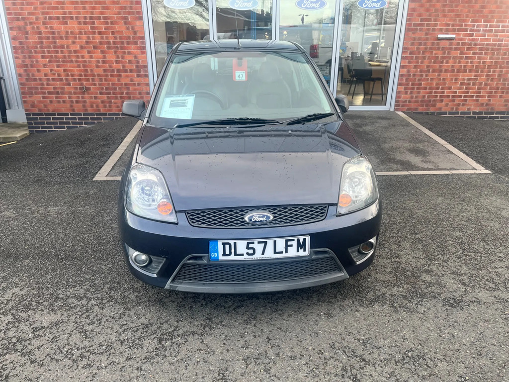 Ford Fiesta 1.6 Zetec S 116 Gkm, 99 Bhp #2