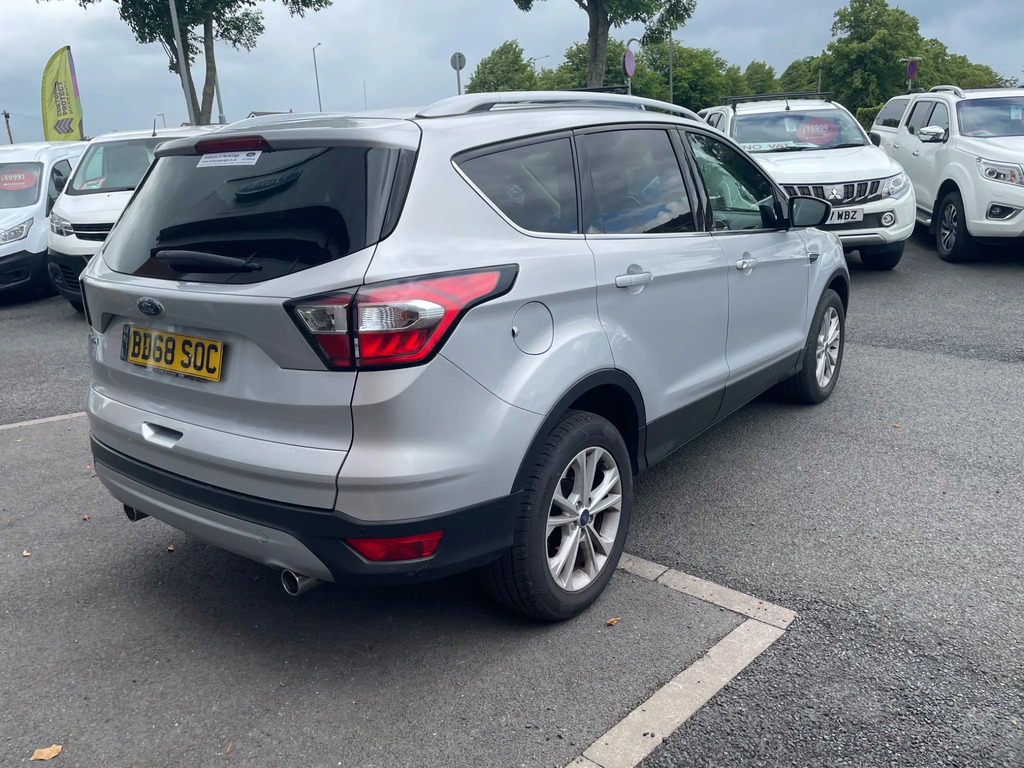 Ford Kuga 2.0 Tdci Titanium Suv Euro 6 S BD68SOC #3
