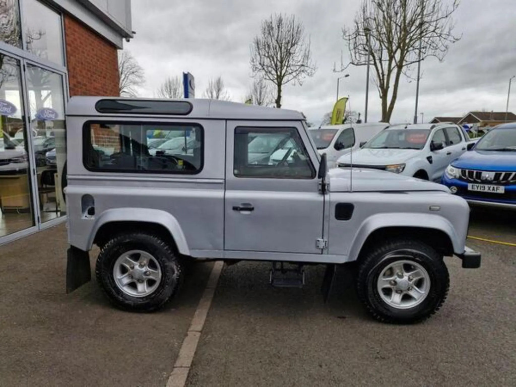 Land Rover Defender 90 2.4 Tdci County Station Wagon 4W #4