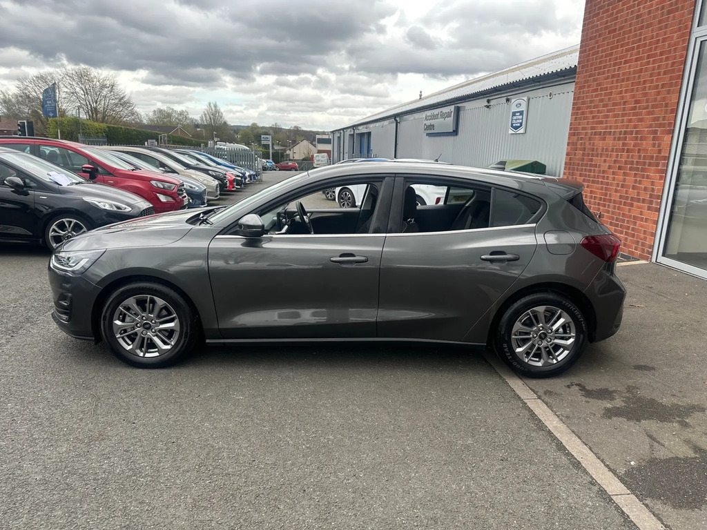 Ford Focus Titanium 1.0L Ecoboost 125Ps Mhev Fwd 7 Spe AV73TXO #4