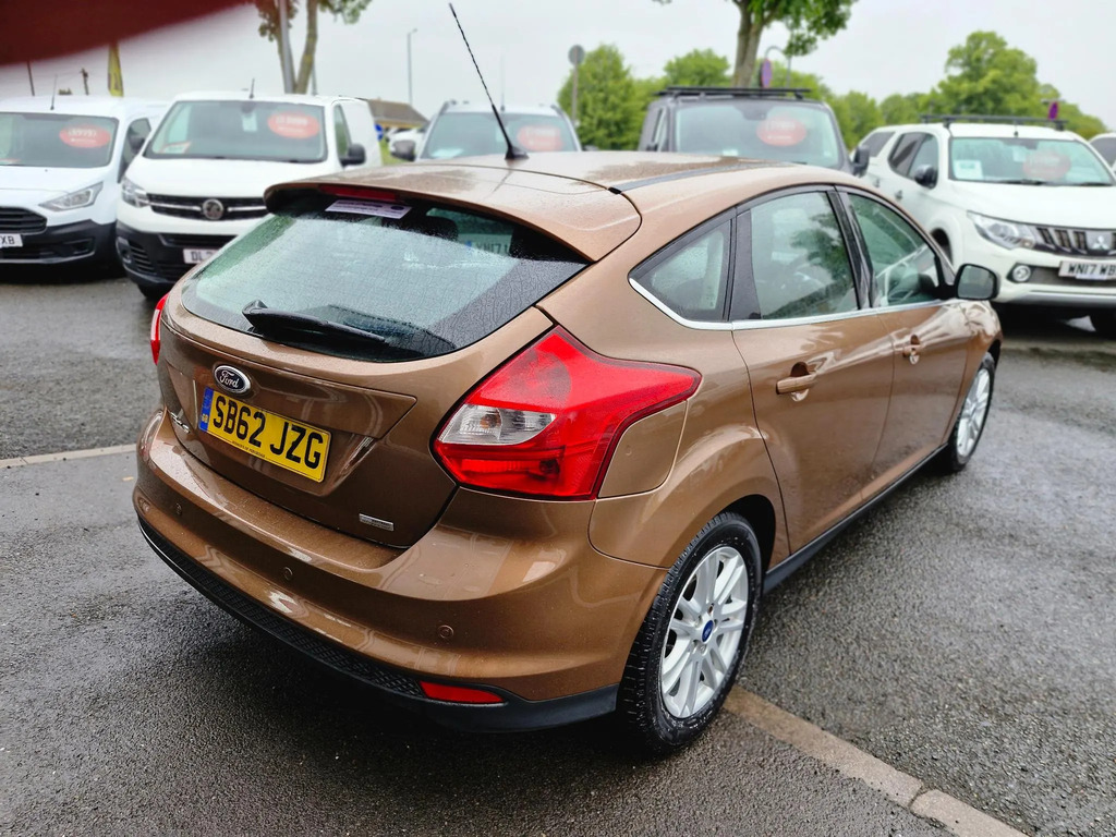 Ford Focus 1.0T Ecoboost Titanium Hatchback SB62JZG #5