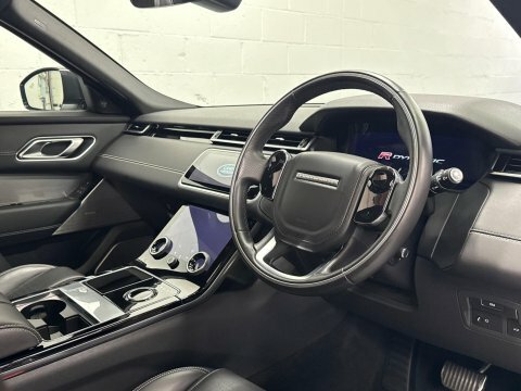 Land Rover Range Rover Velar 2.0 D240 R-dynamic Silver #4