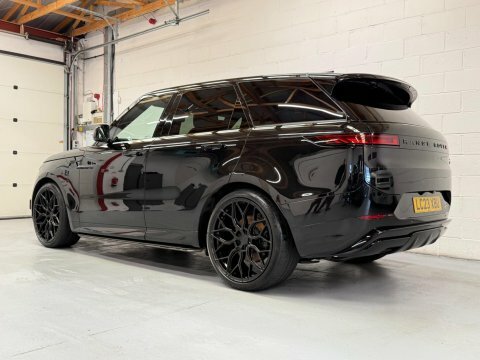 Land Rover Range Rover Sport 3.0 D300 Mhev Black #2