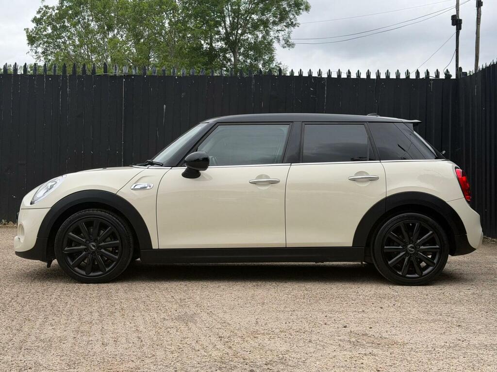 Mini Hatch 2.0 Cooper S Euro 6 S S NG17CUO White #6