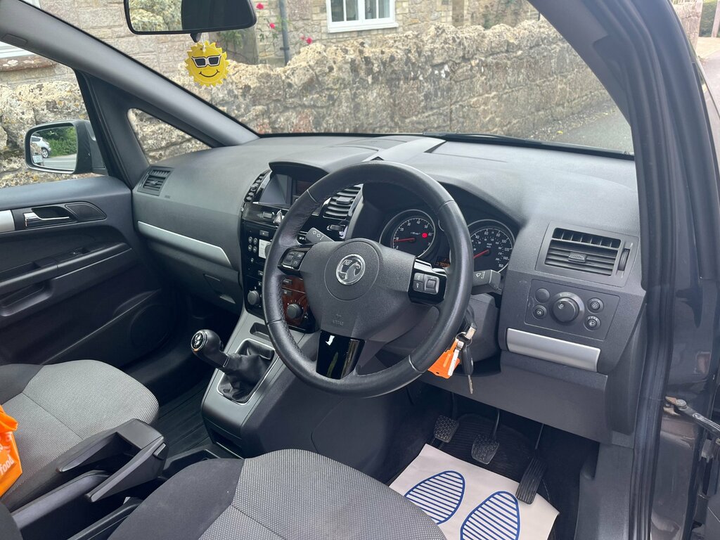 Vauxhall Zafira 1.8 16V Exclusiv Mpv Euro 5 120 Grey #3