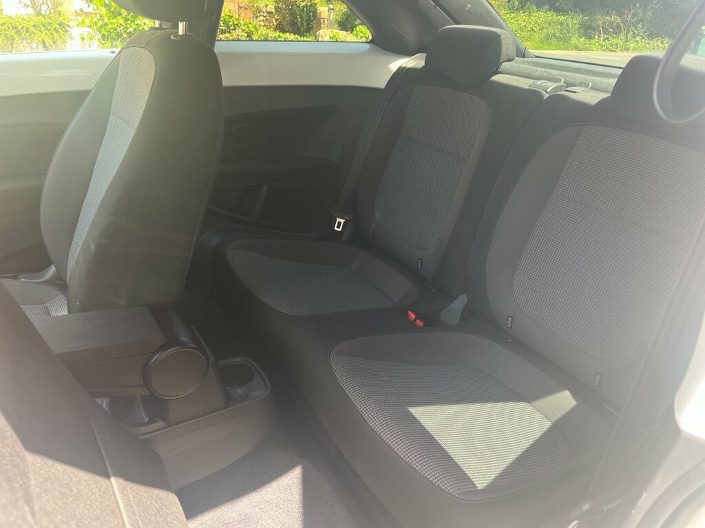 Volkswagen Beetle 2.0 Tsi 210 Turbo Black Dsg White #7