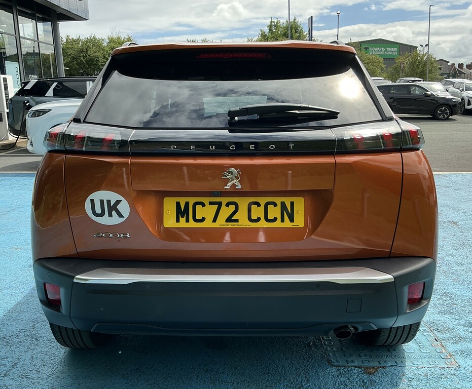 Peugeot 2008 1.2 Puretech Allure Premium MC72CCN Orange #6