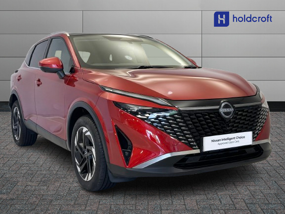 Nissan Qashqai 1.3 Dig-t Mh N-connecta Glass Roof Red