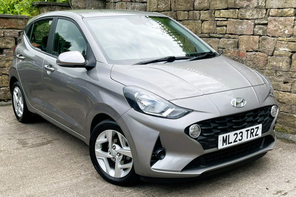 Hyundai I10 1.2 Mpi Se Connect Brown