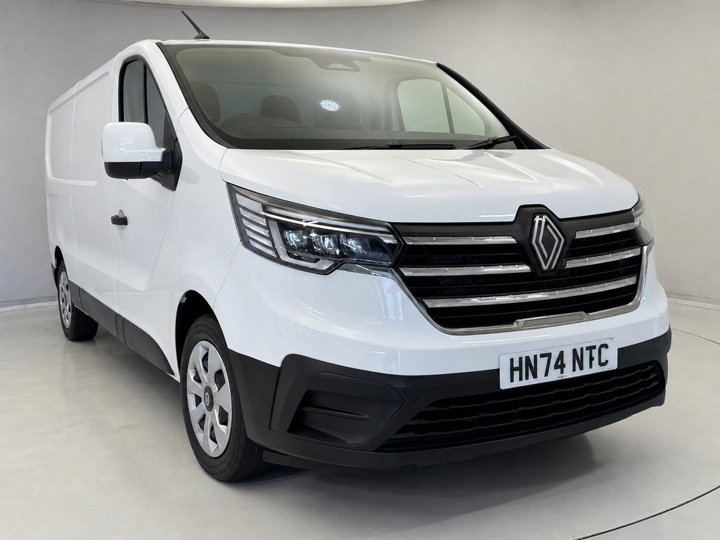 Renault Trafic Ll30 Blue Dci 130 Advance Safety Van White