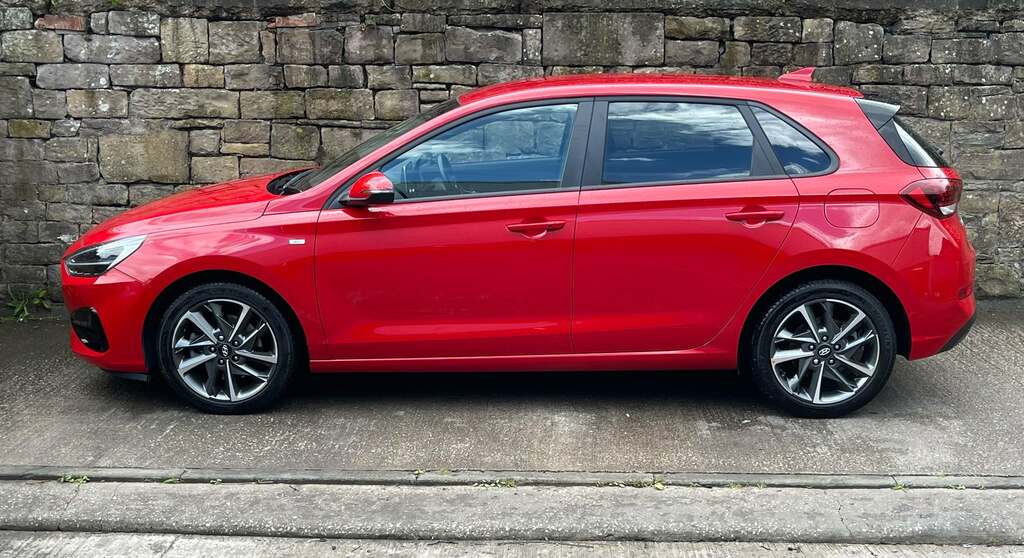 Hyundai I30 1.0T Gdi Premium Dct Red #4