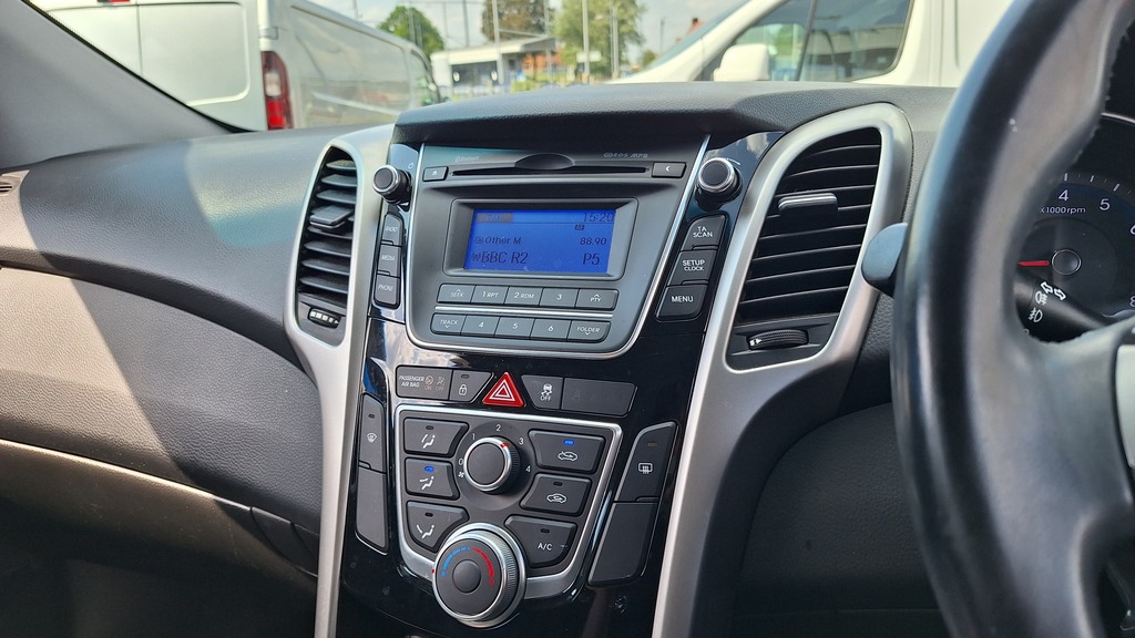 Hyundai I30 1.6 Se Grey #6