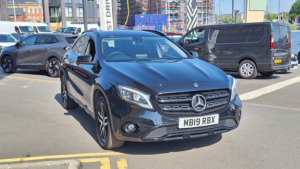 Mercedes-Benz GLA Class Gla 180 Urban Edition Black