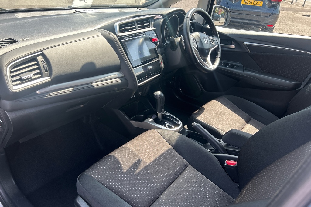 Honda Jazz 1.3 Ex Navi Cvt Silver #2