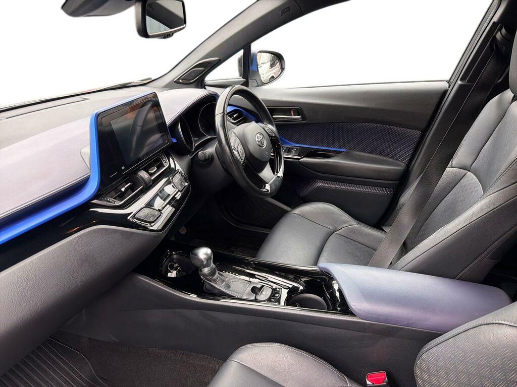 Toyota C-Hr 1.8 Hybrid Dynamic Cvt Silver #3