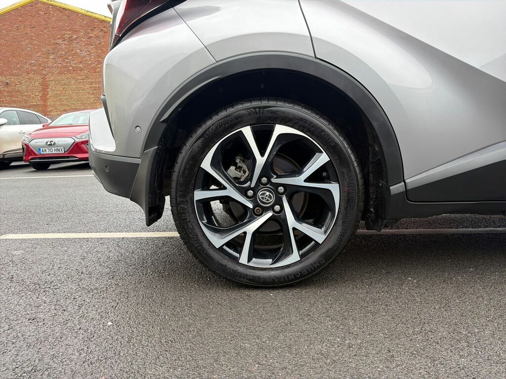 Toyota C-Hr 1.8 Hybrid Dynamic Cvt Silver #4
