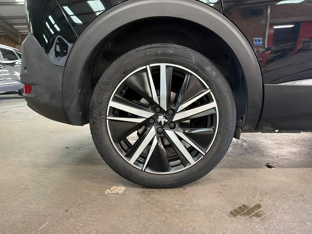 Peugeot 5008 1.5 Bluehdi Gt Red #4