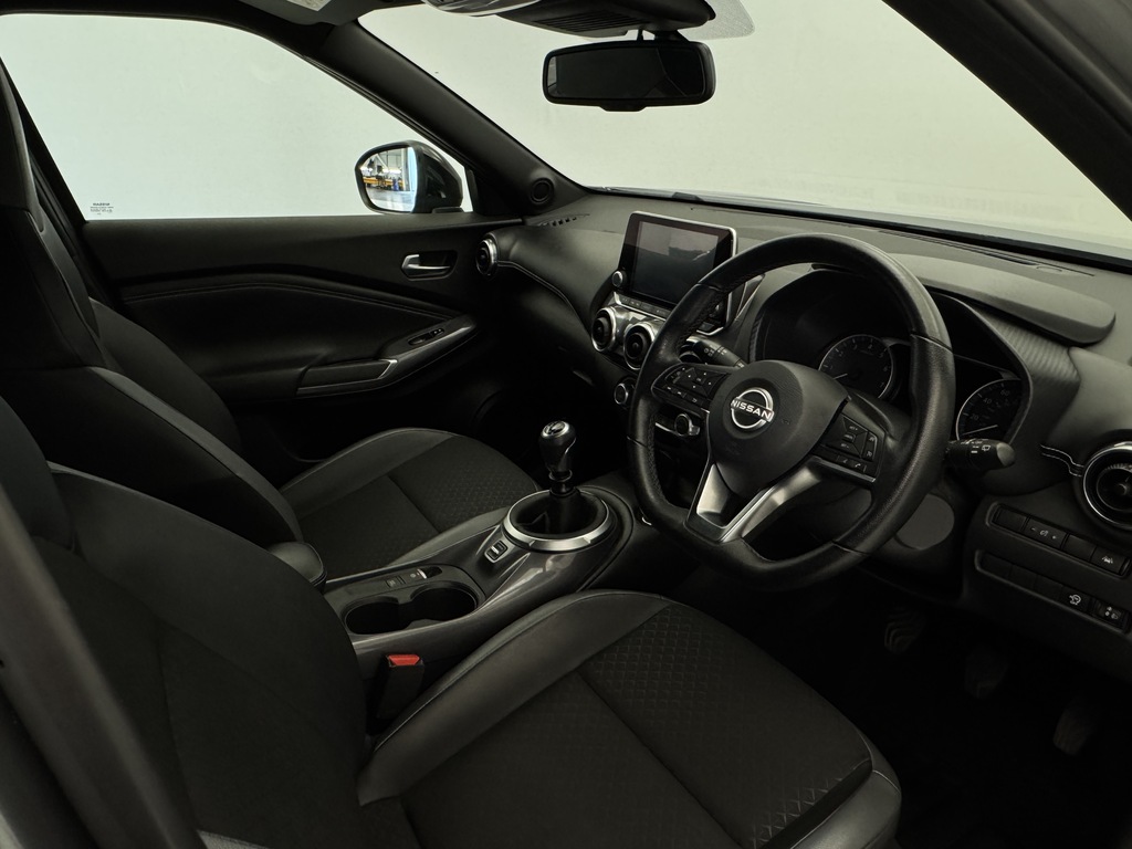 Nissan Juke Juke 1.6 Hybrid N-connecta Hatchback Red #20