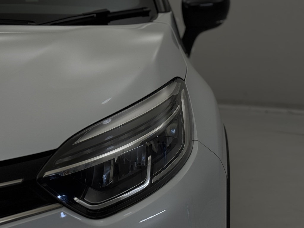 Renault Captur Iconic Tce Black #38