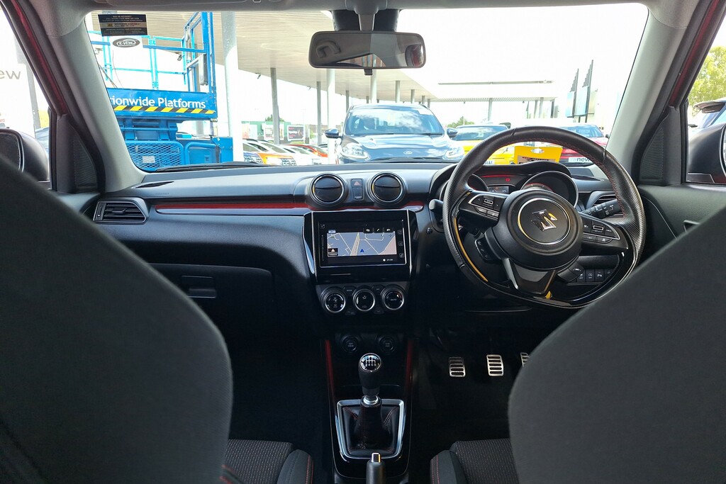 Suzuki Swift 1.4 Boosterjet 48V Hybrid Sport Red #3
