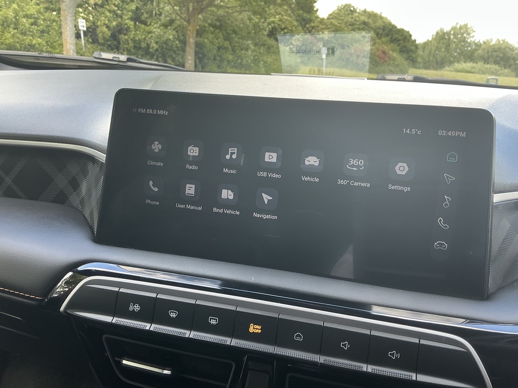 MG MG3 1.5 Hybrid Trophy Au Silver #24