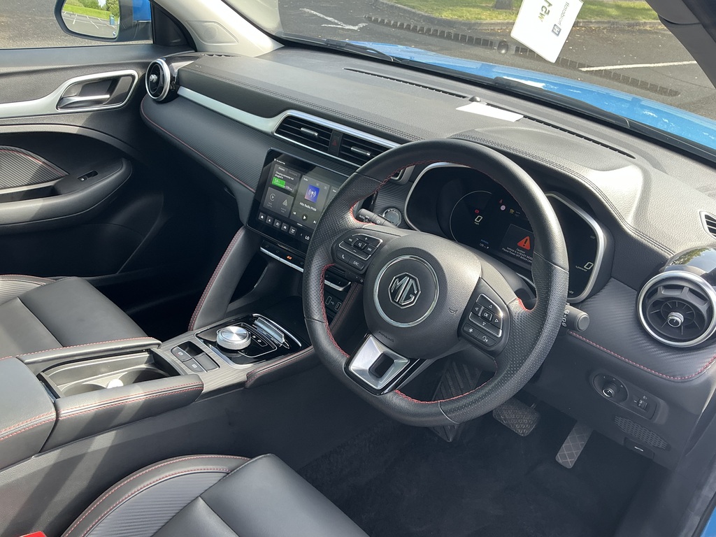 MG ZS 1.0T Gdi Exclusive Dct Black #10