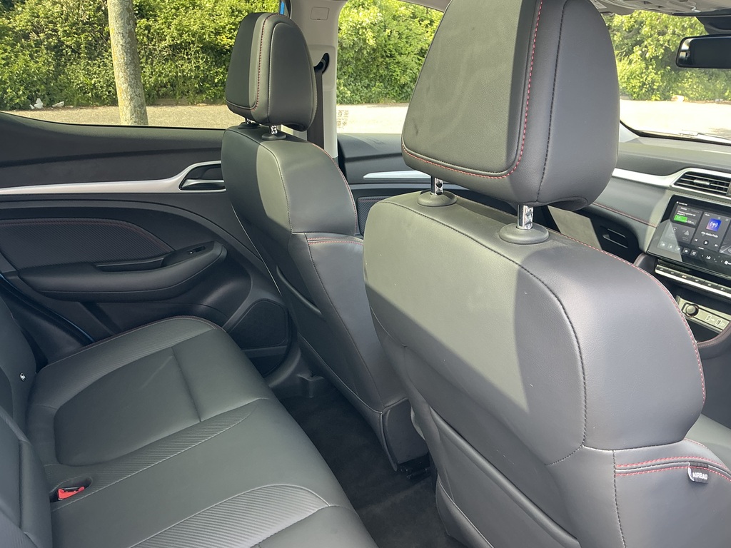 MG ZS 1.0T Gdi Exclusive Dct Black #27