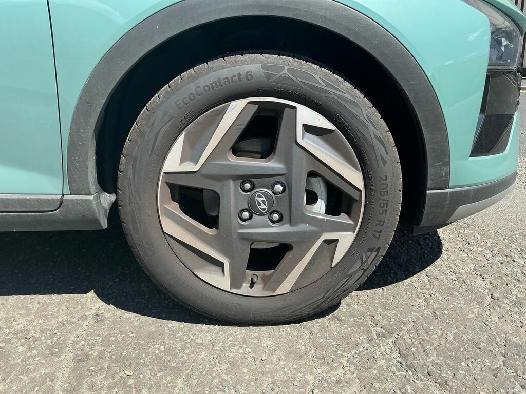Hyundai Bayon 1.0 Tgdi 90 Tech Line DX75YLV Green #4