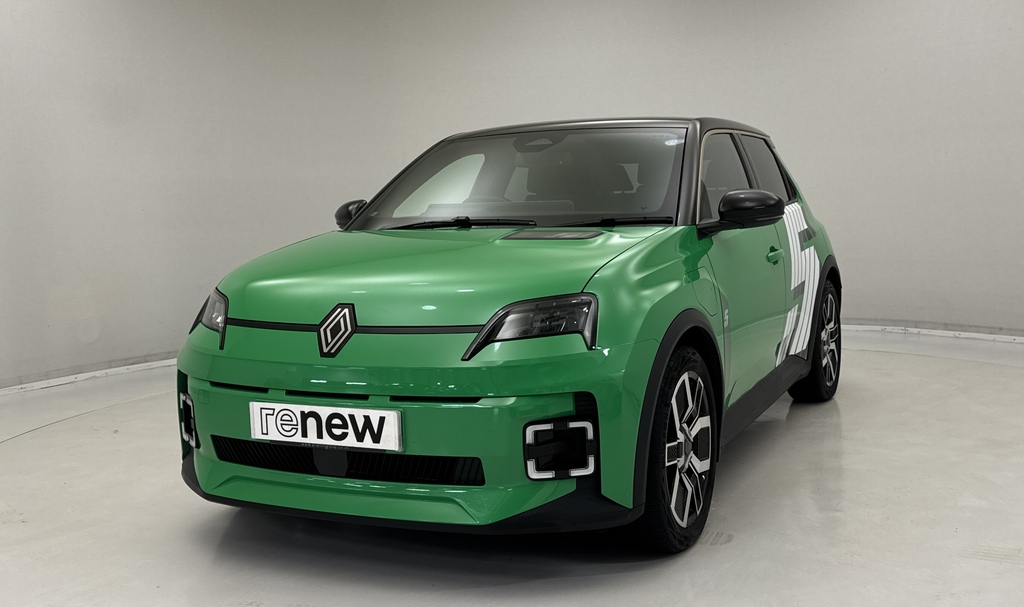 Renault 5 E-Tech 110Kw Techno Comfort Range 52Kwh Black #3