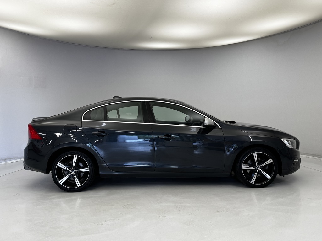 Volvo S60 D4 190 R Design Nav Grey #2